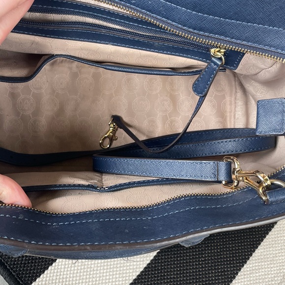 Michael Kors Selma - Picture 5 of 8